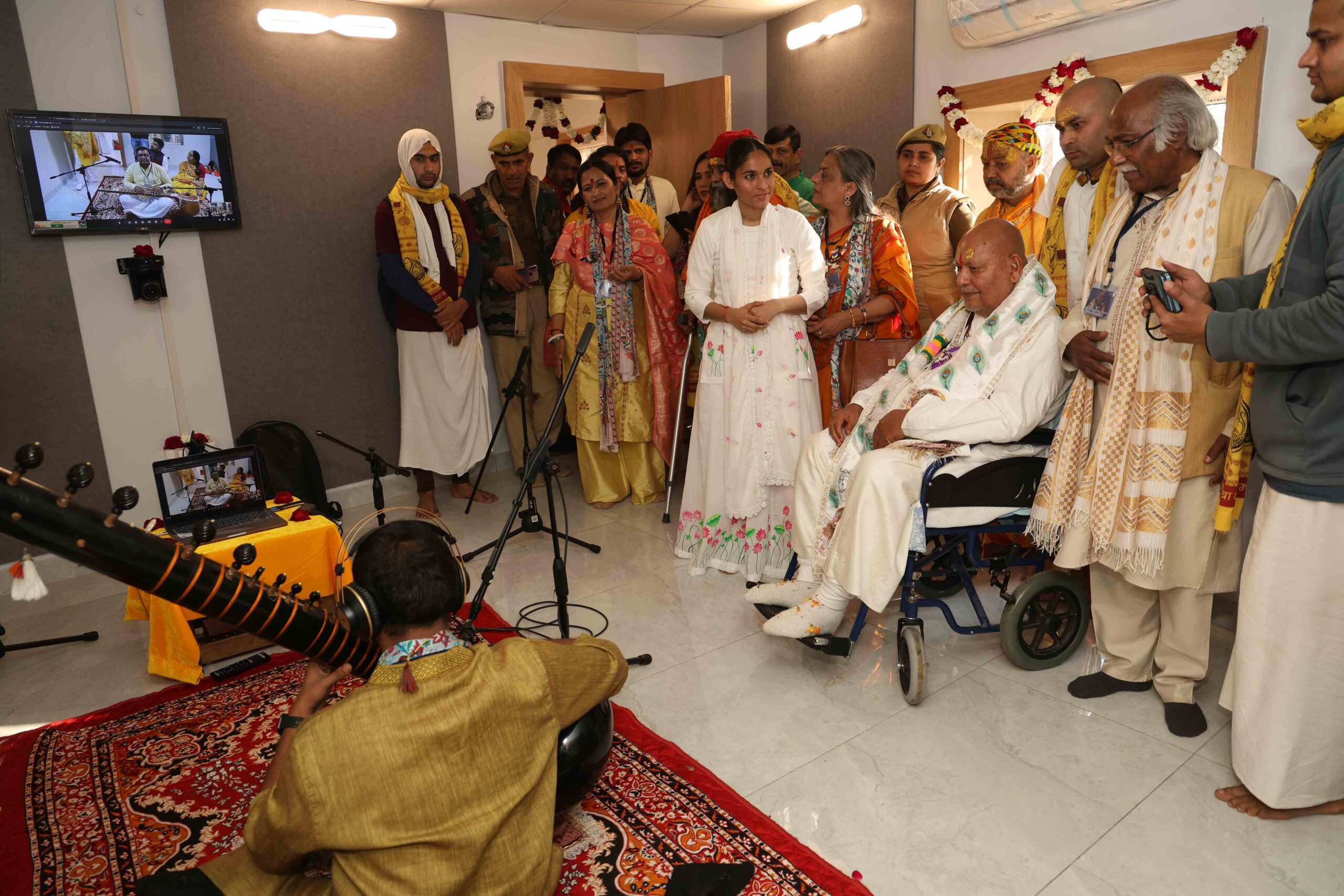 Baba Maharaj in online classroom